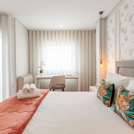 Flamingo In Center - Minho's Guest Apartment